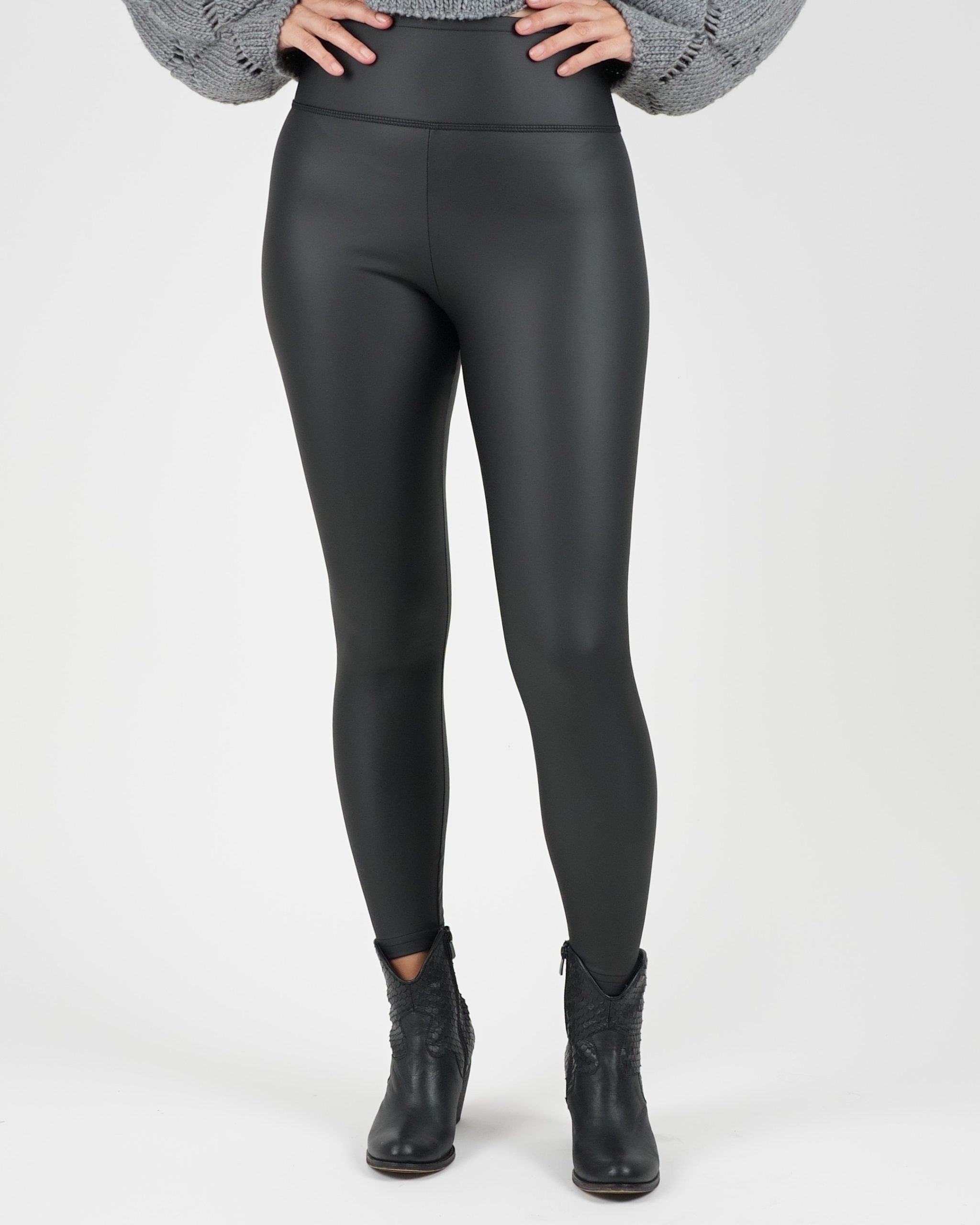 2010101800001_Siyah_24